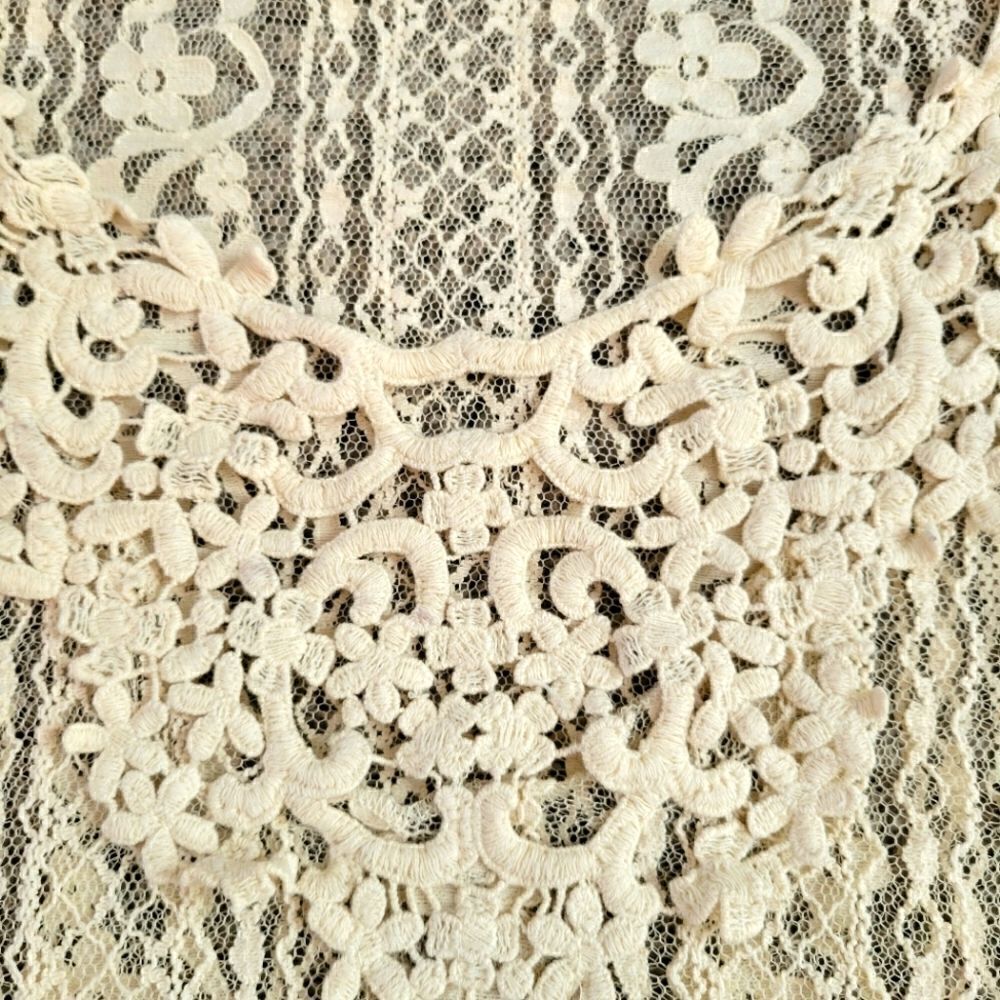 EC HOLLISTER BOHO CREAM LACE LONG SLEEVE CROP TOP. SZ. XL - Picture 3 of 5